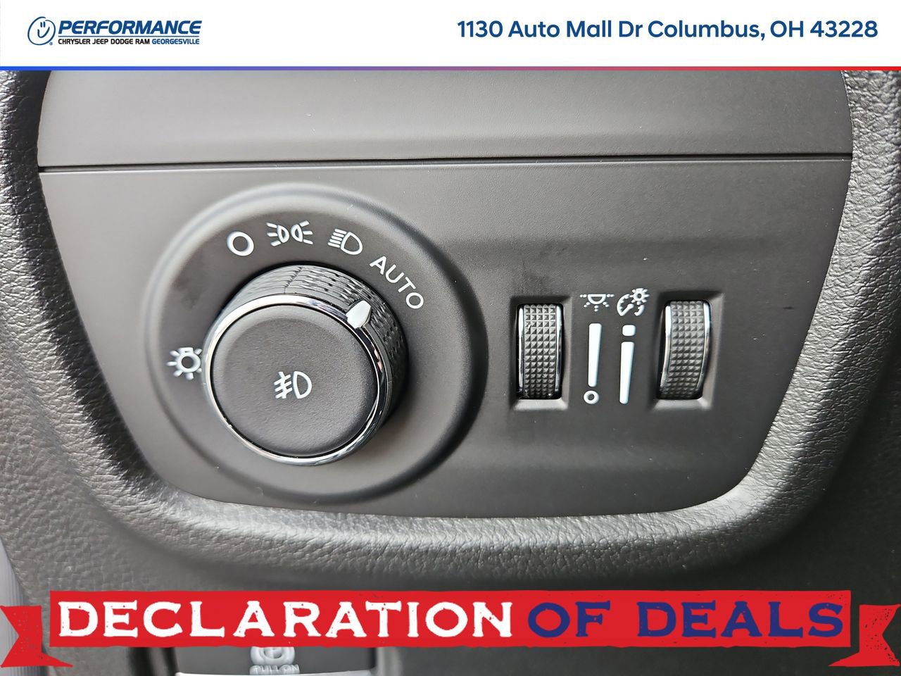 New 2026 Jeep Grand Cherokee Limited w/ Limited Altitude Package AWD/4WD image 31