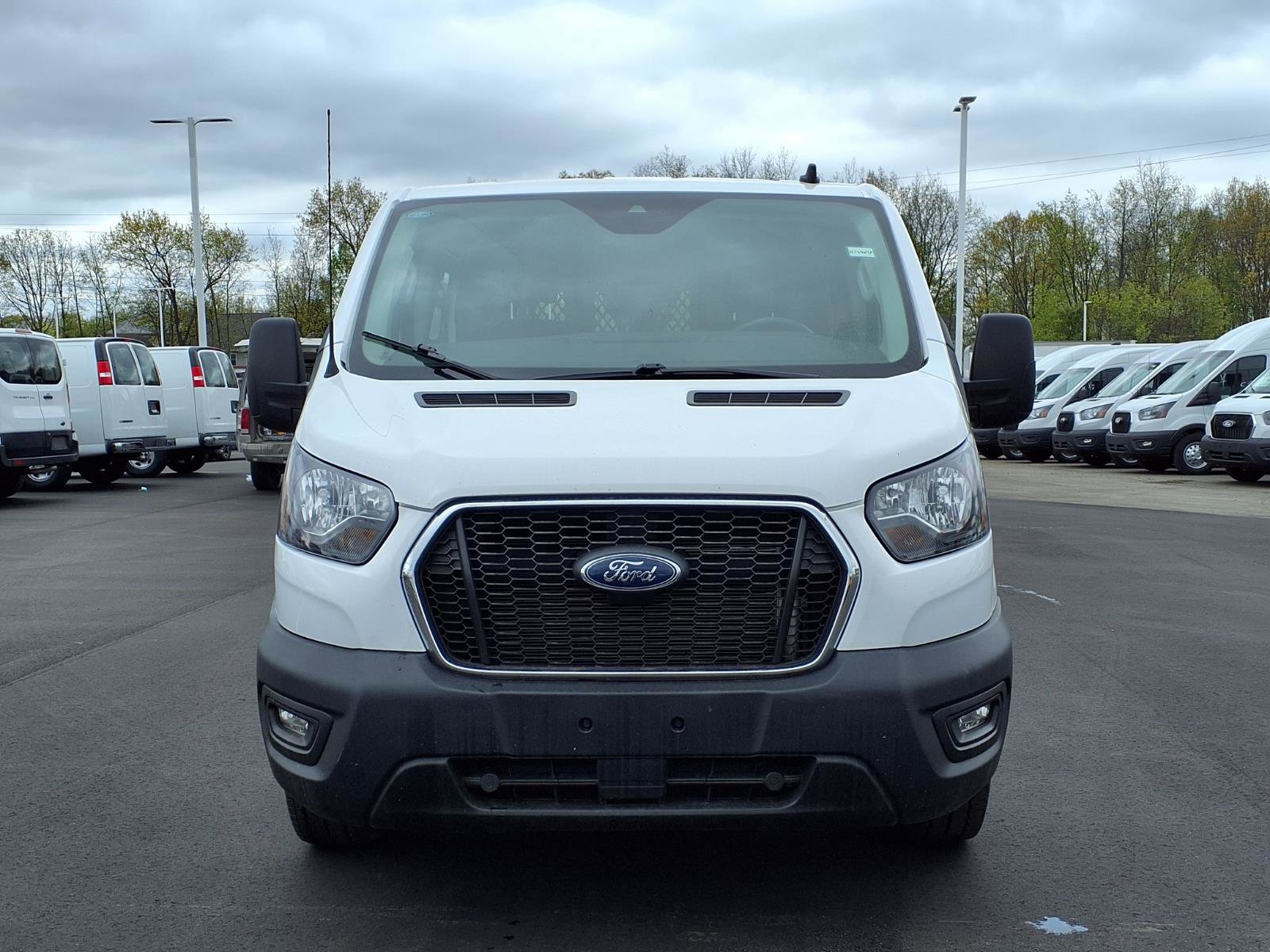 Used 2024 Ford Transit 250 Low Roof w/ Exterior Upgrade Package RWD image 2