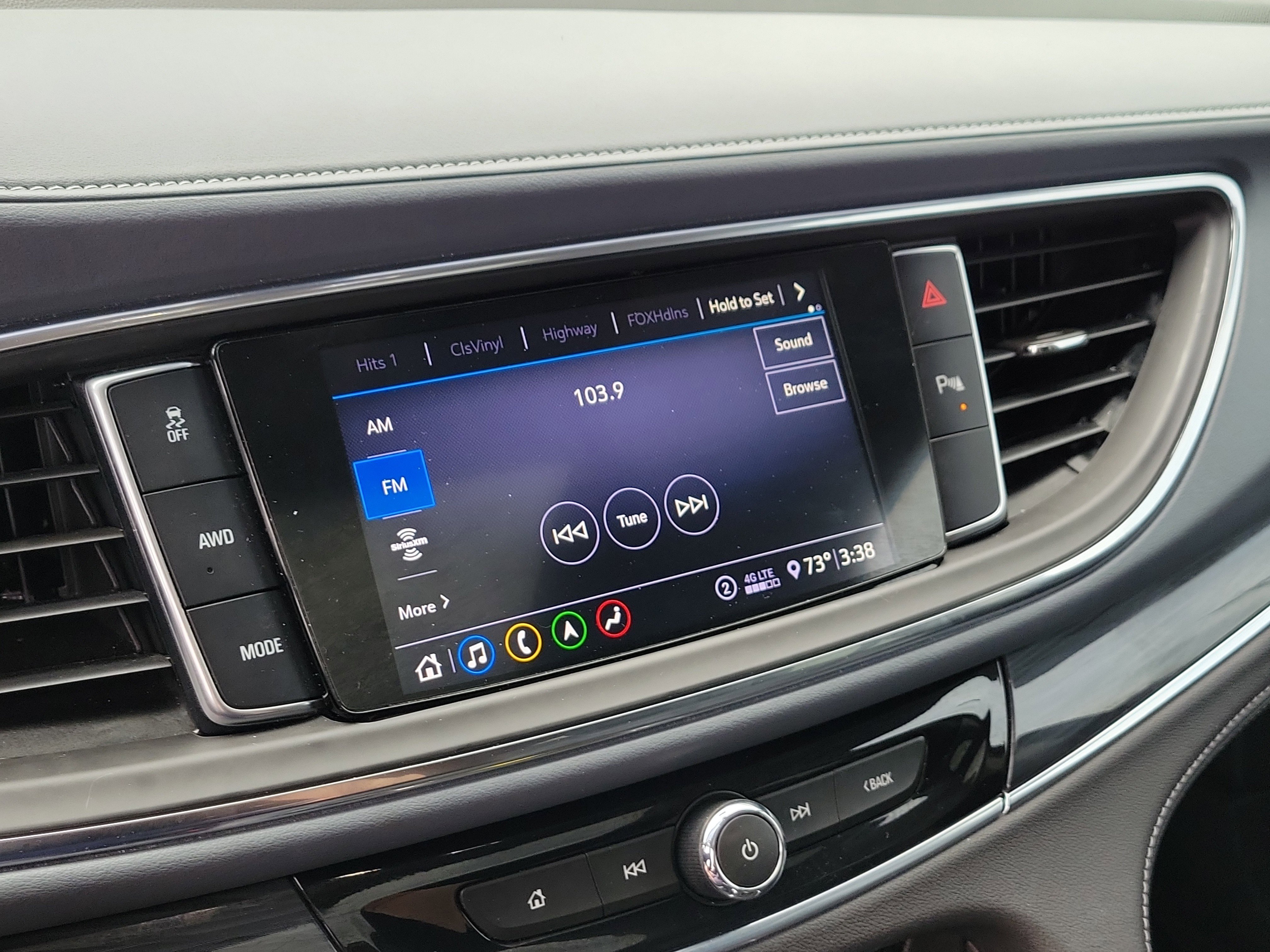 Used 2021 Buick Enclave Essence w/ Sport Touring Edition image 26