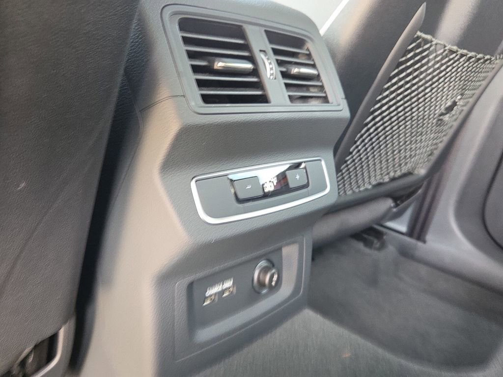 Used 2023 Audi Q5 2.0T Premium w/ Convenience Package image 14