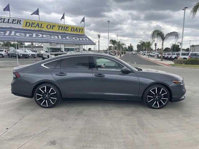 Used 2024 Honda Accord Touring image 9