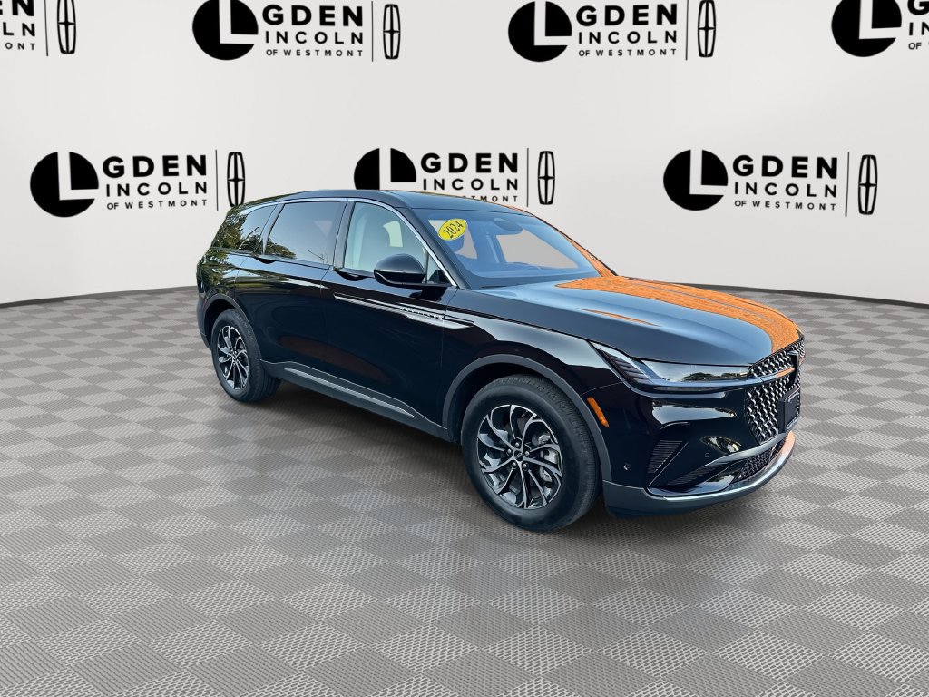 Certified 2024 Lincoln Nautilus Premier AWD/4WD image 2