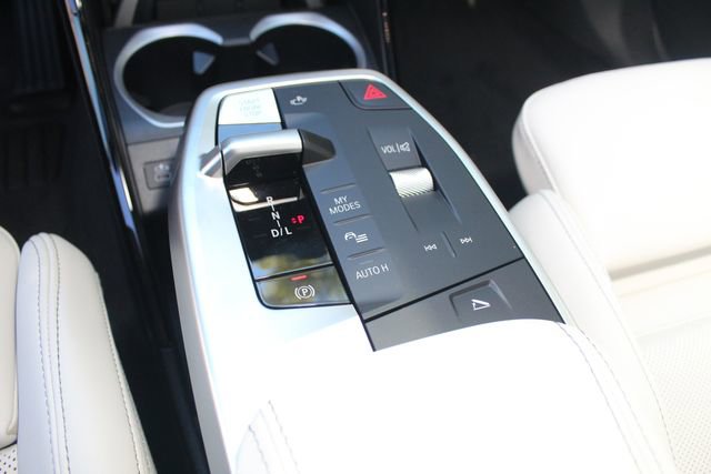 Used 2026 BMW X1 xDrive28i w/ Technology Package image 13