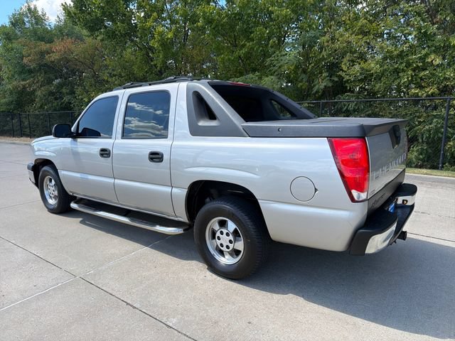 Used 2006 Chevrolet Avalanche LS w/ Avalanche South-West Package RWD image 3