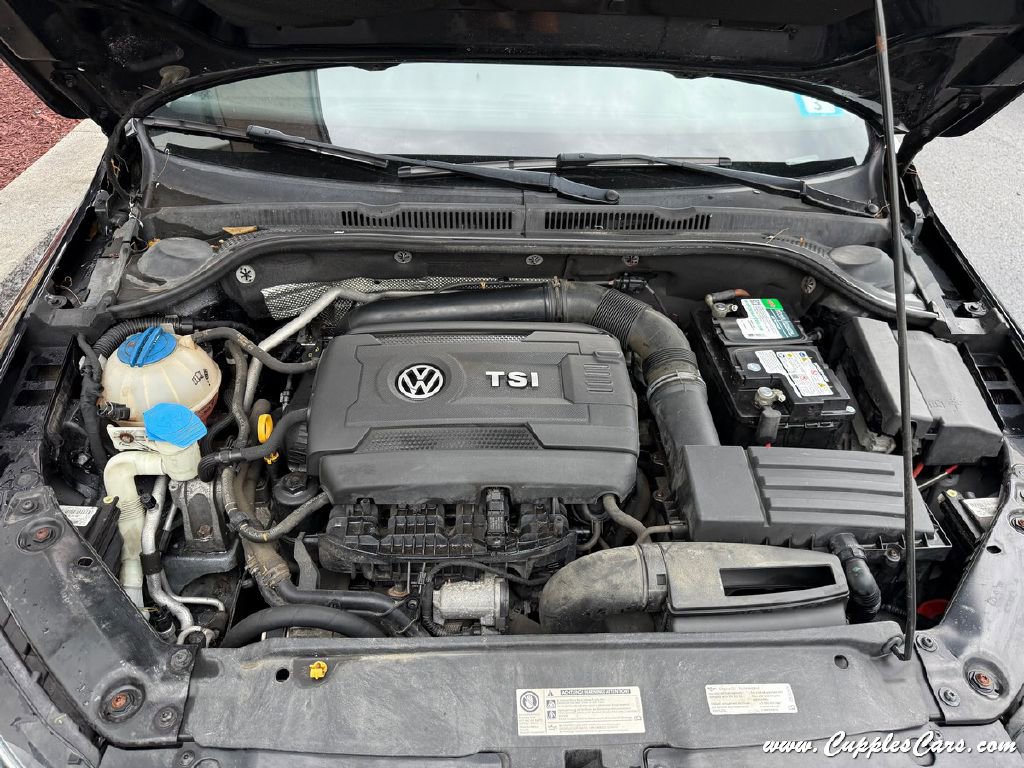 Used 2016 Volkswagen Jetta SEL w/ Lighting Package image 14