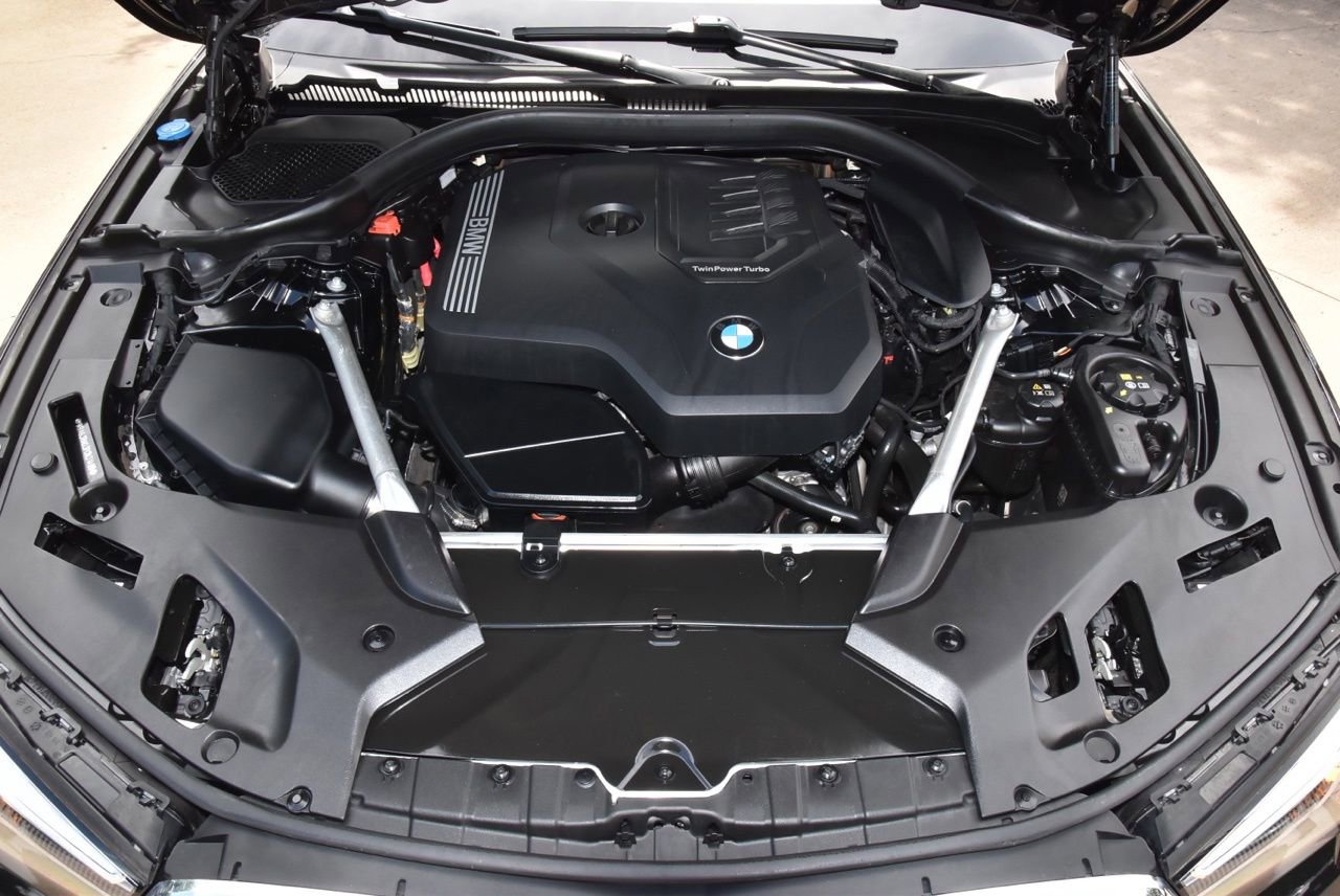 Used 2023 BMW 530i w/ Premium Package RWD image 38