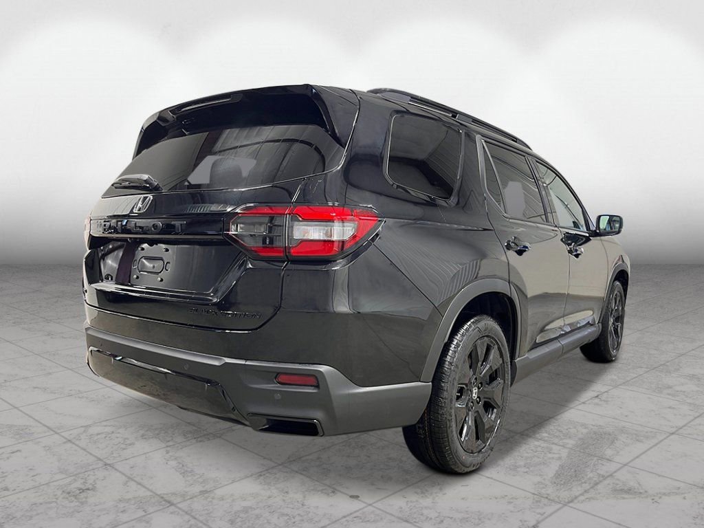 New 2026 Honda Pilot Black Edition image 5