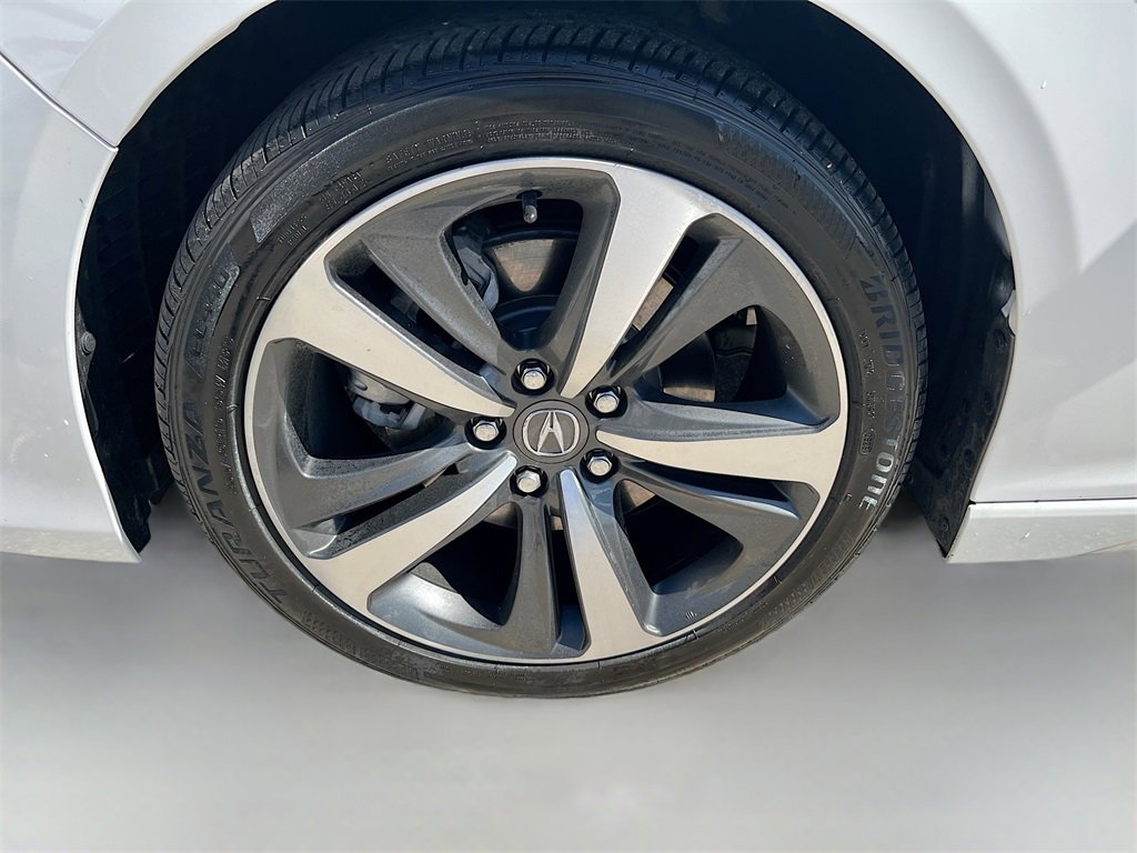 Used 2024 Acura TLX w/ Technology Package image 32