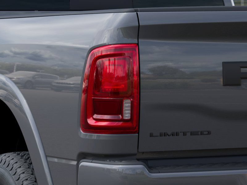 New 2026 RAM 2500 Limited AWD/4WD image 9