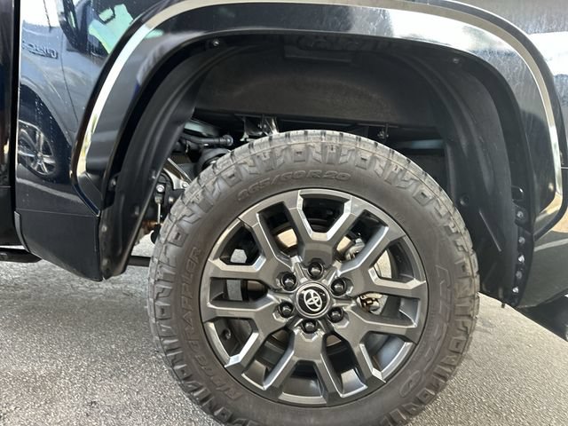Used 2025 Toyota Tundra Platinum AWD/4WD image 10
