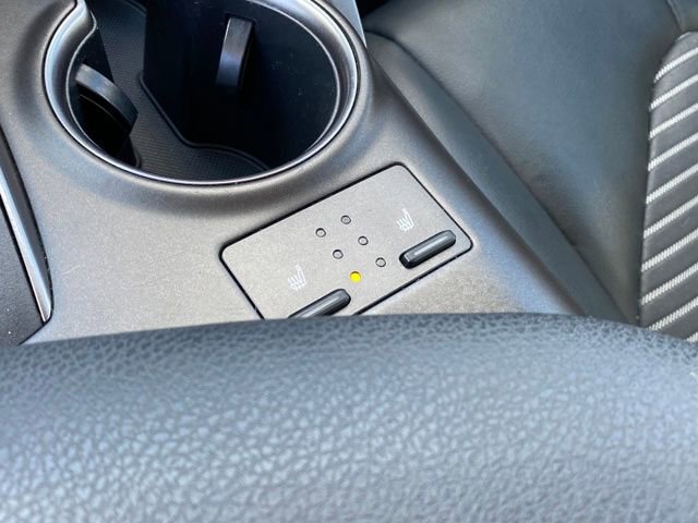 Used 2023 Toyota Camry SE image 11