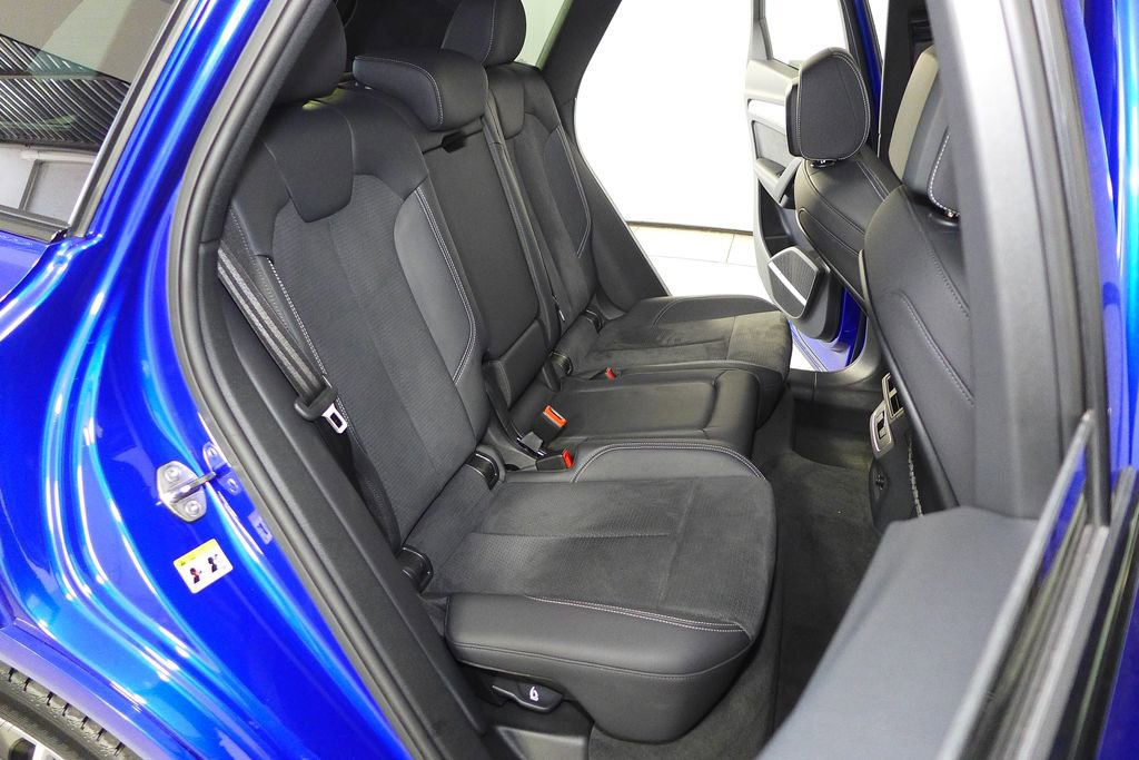 Used 2023 Audi Q5 e Premium Plus w/ Premium Plus Package AWD/4WD image 20