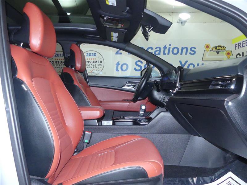 Used 2024 Kia Sportage SX FWD image 8
