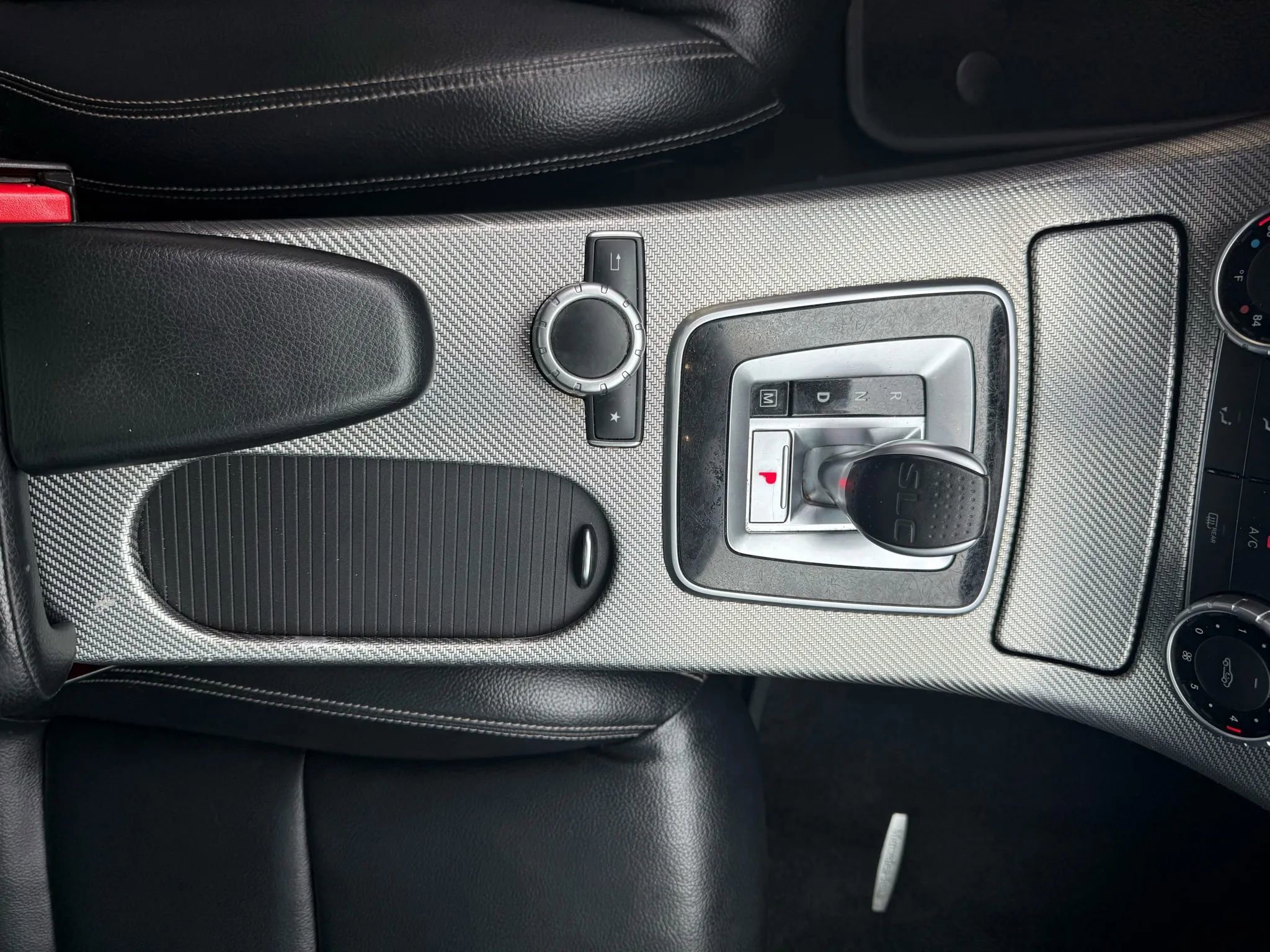 Used 2018 Mercedes-Benz SLC 300 image 23