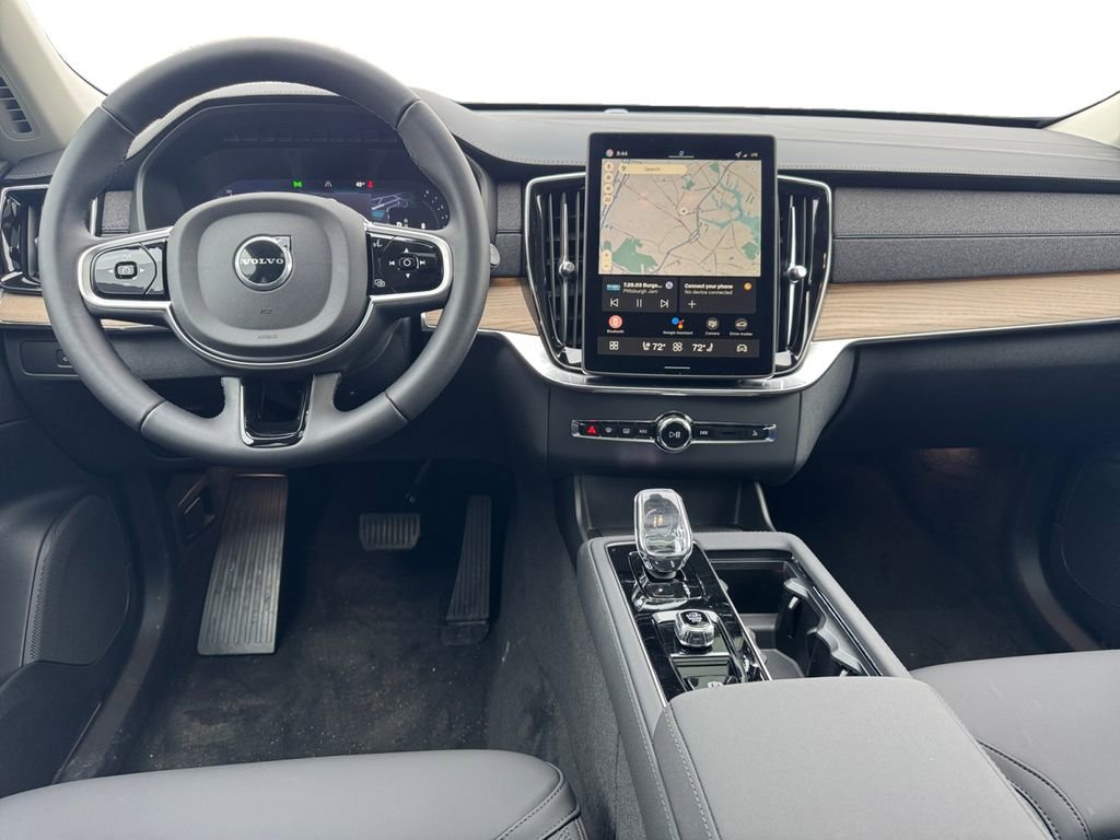 New 2026 Volvo XC90 B5 Core w/ Protection Package Premier image 23