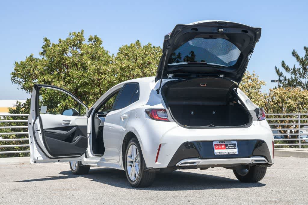 Used 2022 Toyota Corolla SE w/ Carpet Mat Package (TMS) FWD image 26