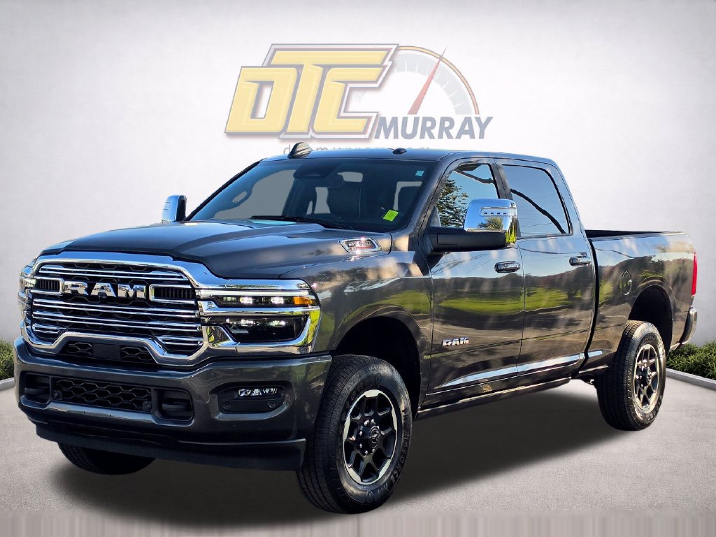 Used 2025 RAM 2500 Laramie AWD/4WD image 2
