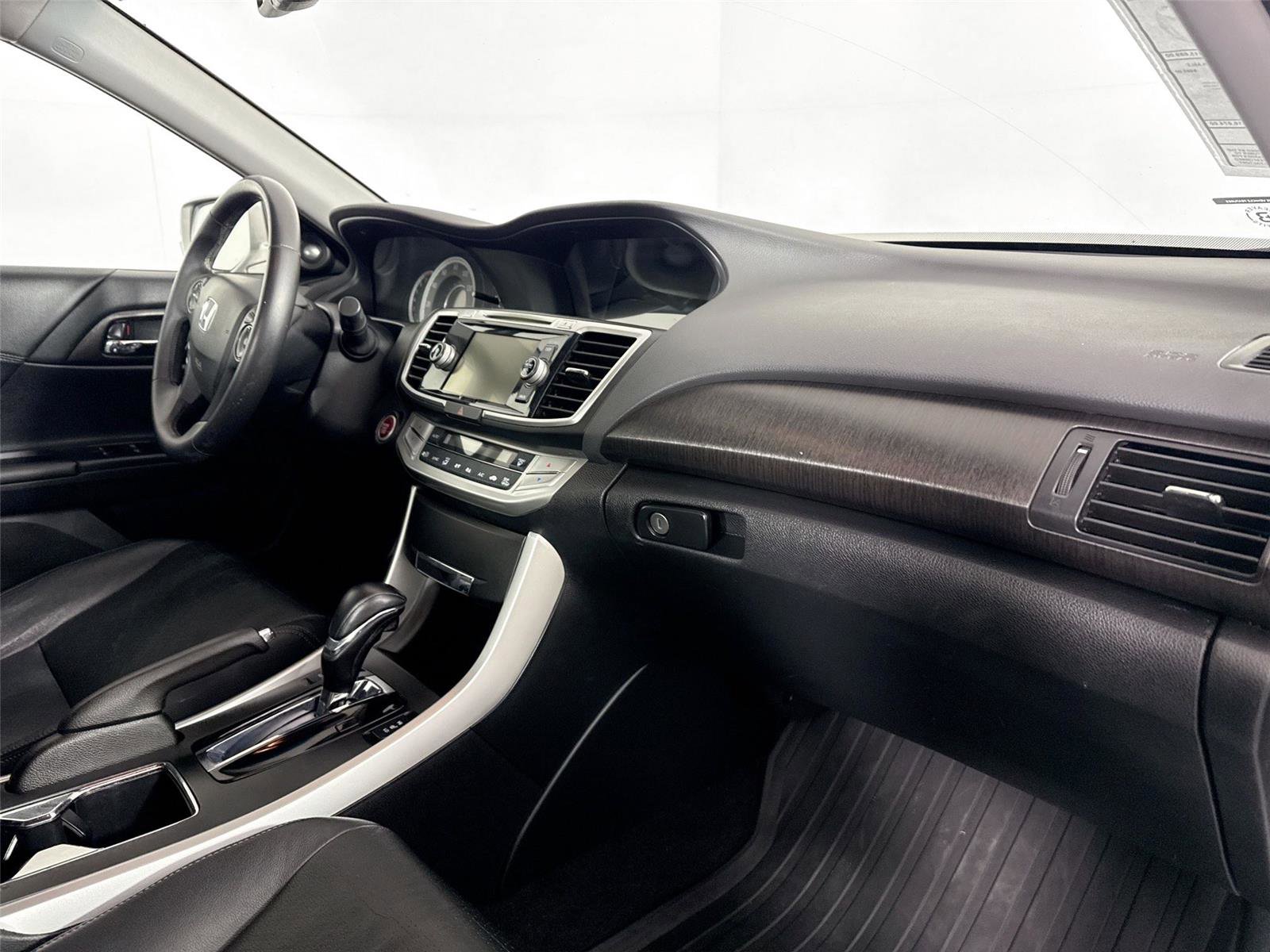 Used 2013 Honda Accord EX-L image 40