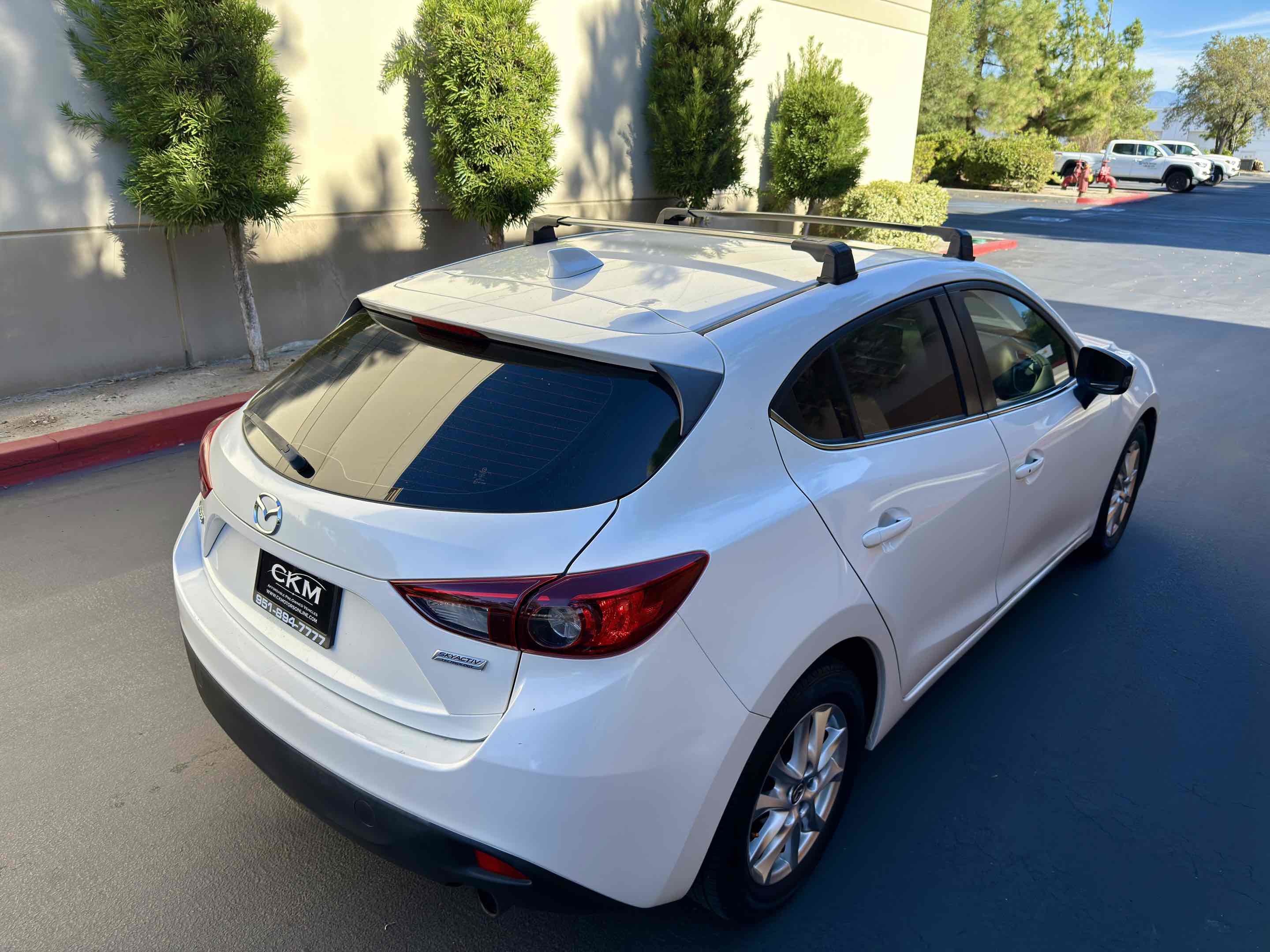 Used 2015 MAZDA MAZDA3 i Grand Touring image 8