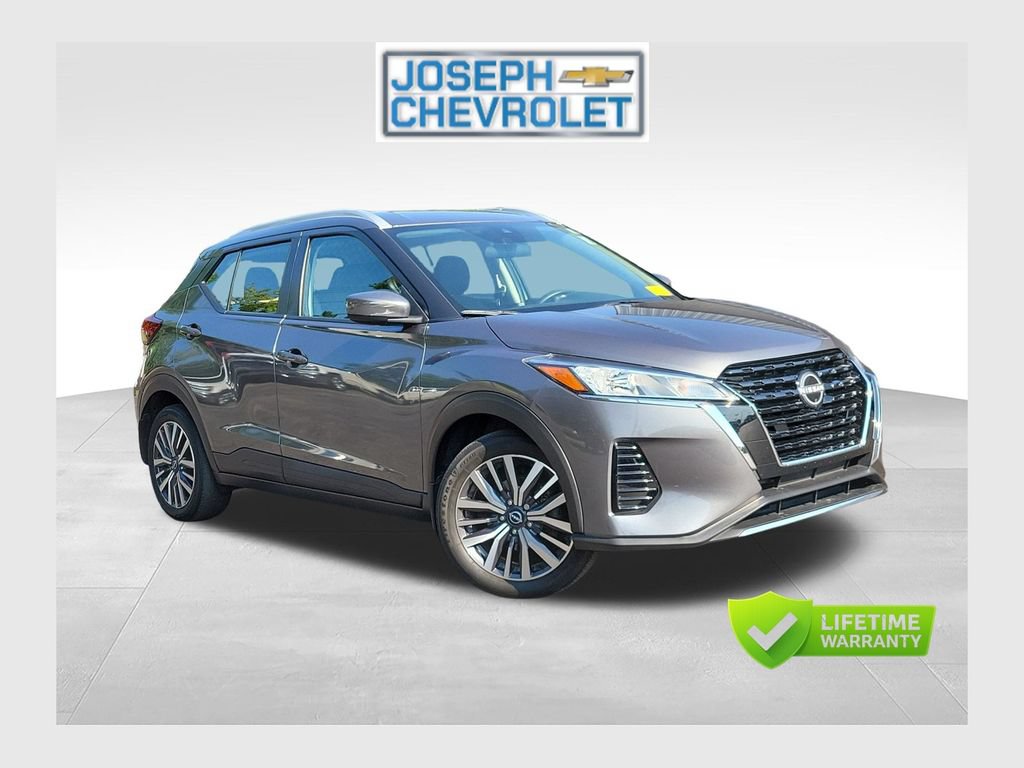 Used 2022 Nissan Kicks SV FWD 360° Tour