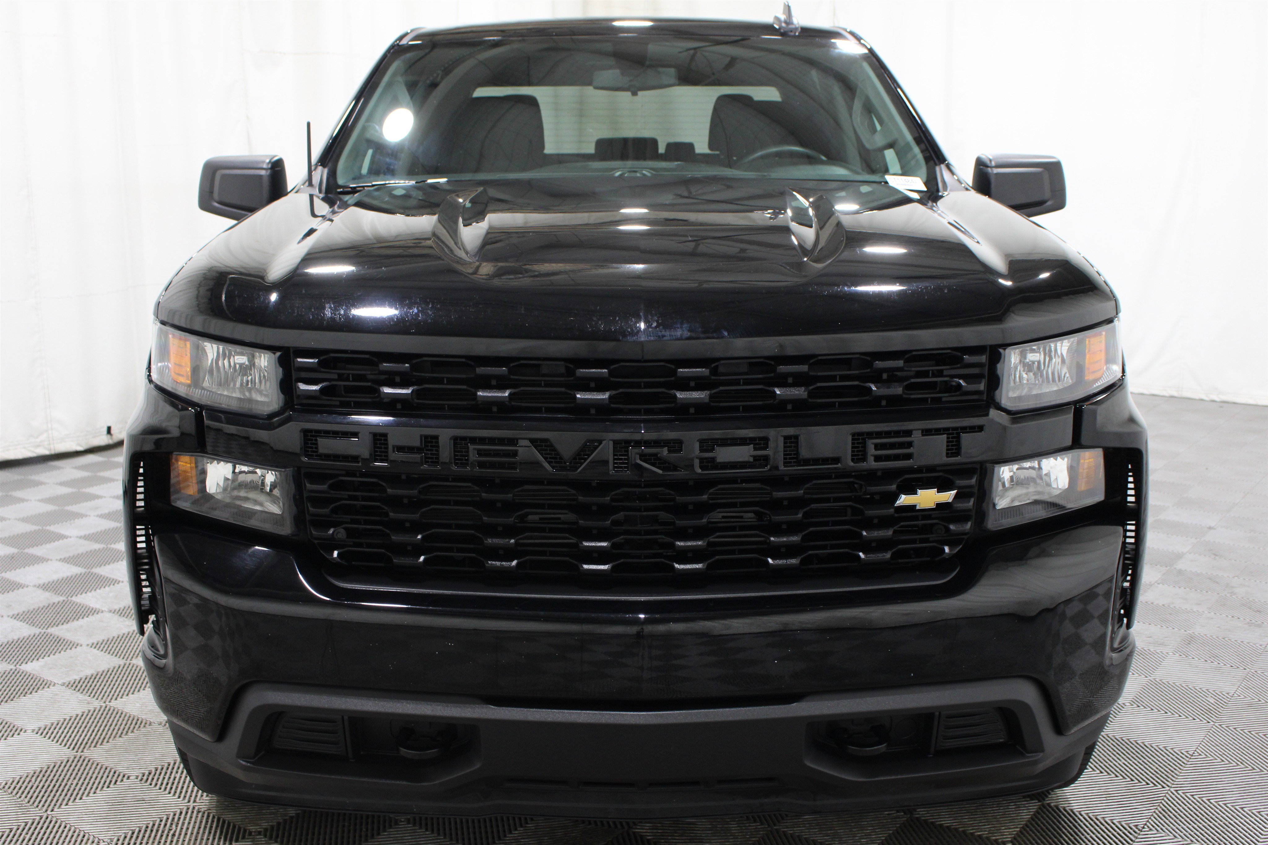 Used 2021 Chevrolet Silverado 1500 Custom AWD/4WD image 30