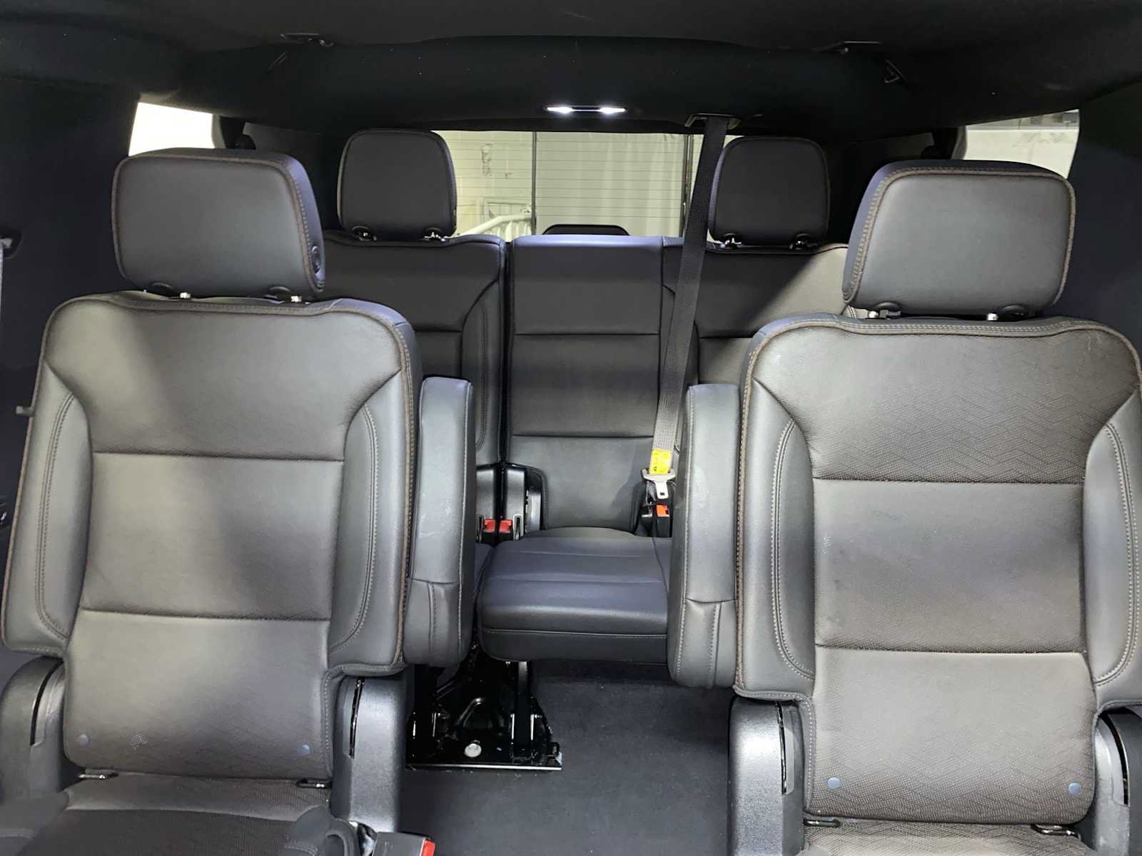 Used 2023 Chevrolet Tahoe High Country w/ Advanced Technology Package AWD/4WD image 22