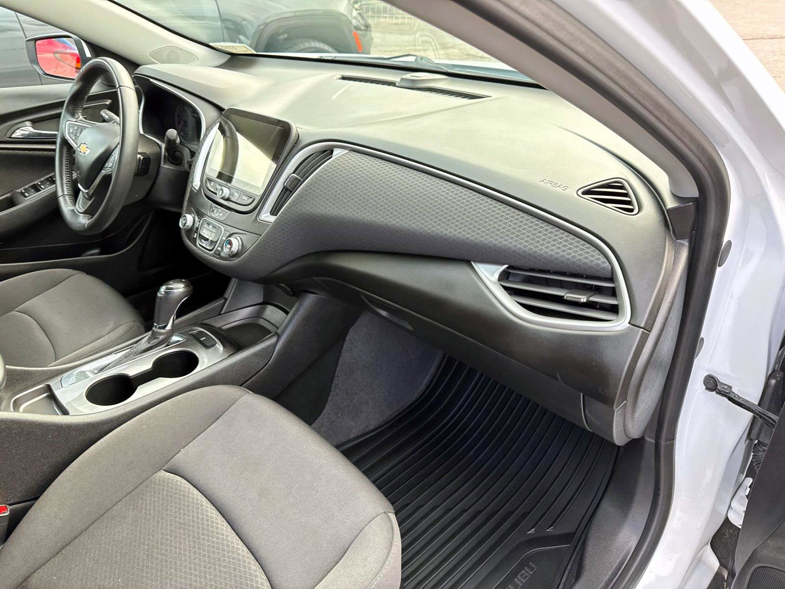 Certified 2020 Chevrolet Malibu RS w/ LPO, Convenience Package 2 image 7