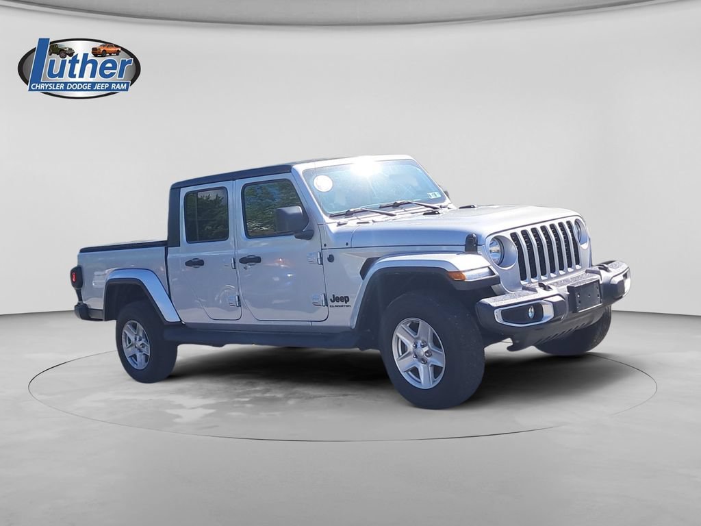 Used 2022 Jeep Gladiator Sport AWD/4WD image 7