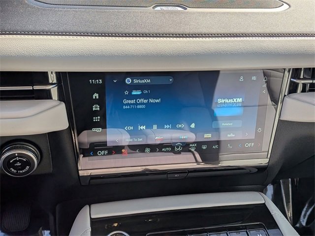 Used 2025 Lincoln Navigator Reserve image 22