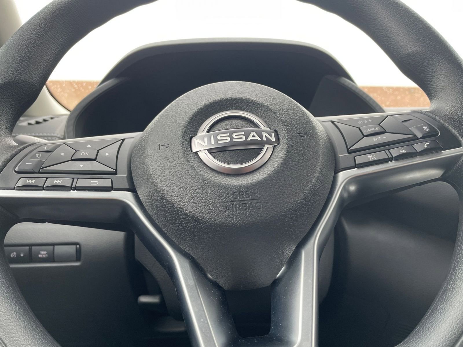 Used 2025 Nissan Sentra SV image 25