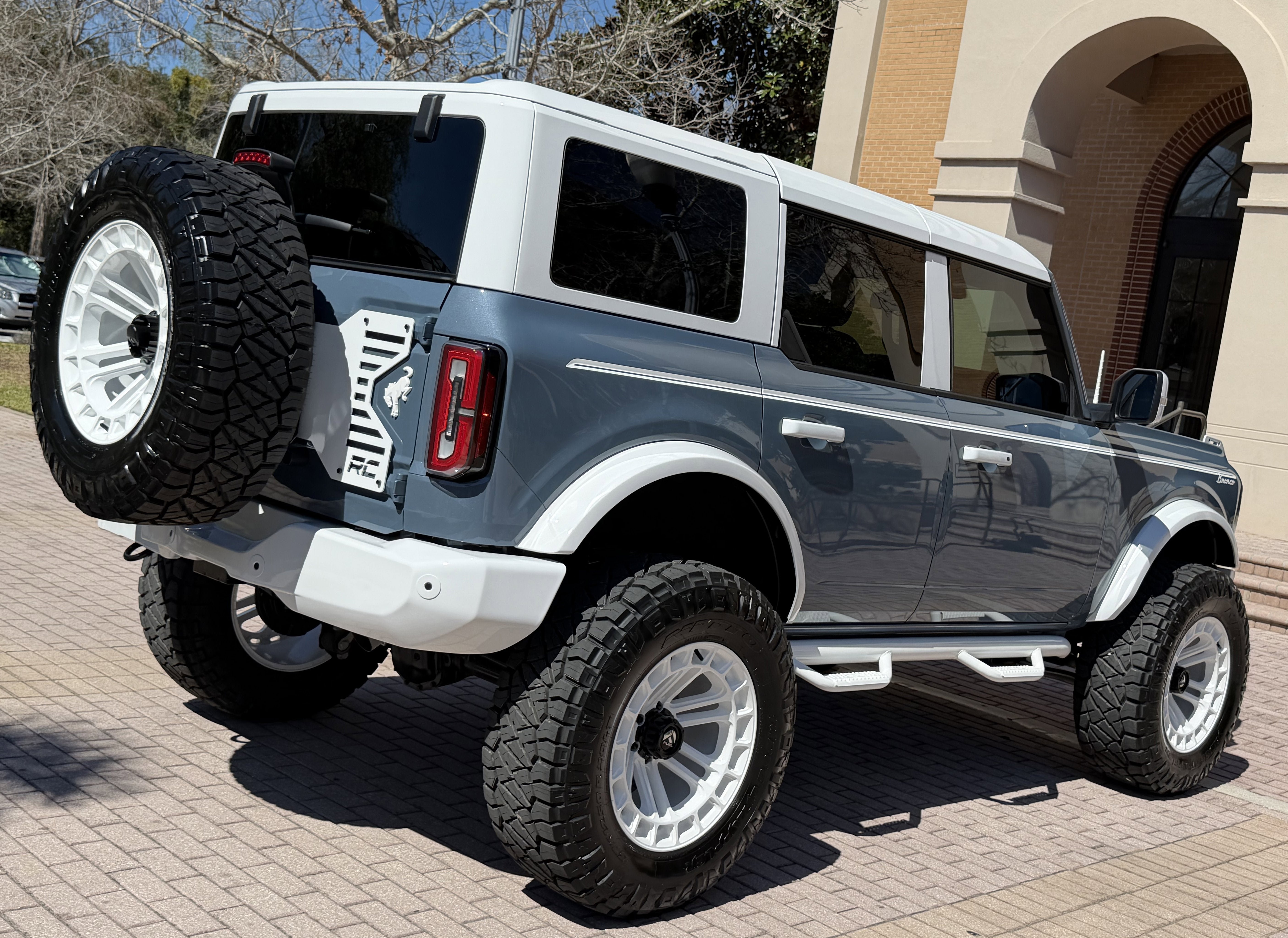 Used 2025 Ford Bronco Outer Banks AWD/4WD image 17
