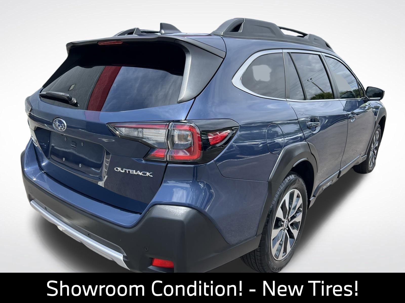 Used 2024 Subaru Outback Limited AWD/4WD image 11