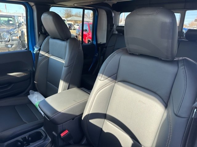 New 2026 Jeep Gladiator Sport image 9