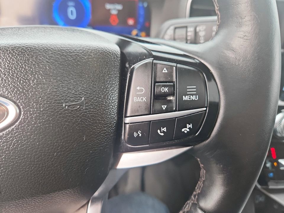 Used 2023 Ford Explorer Platinum w/ Technology Package image 15