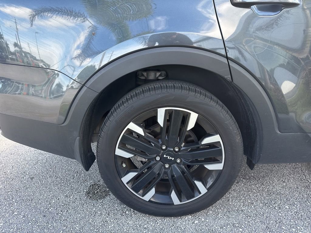 Used 2024 Kia Telluride SX w/ Towing Package image 38