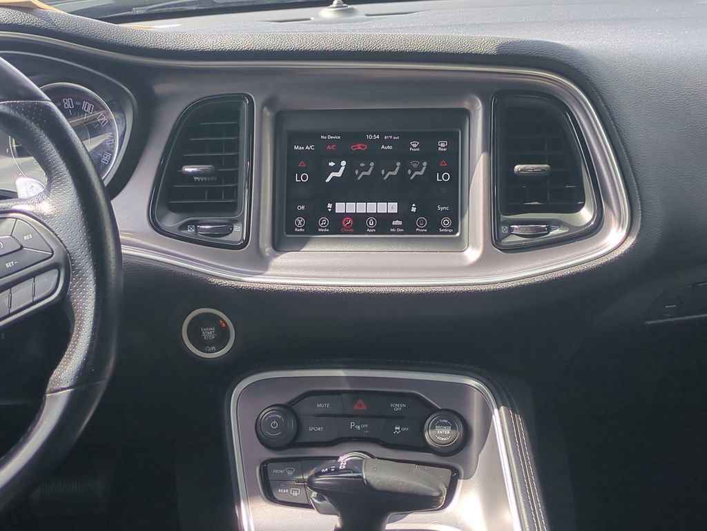 Used 2022 Dodge Challenger GT RWD image 18