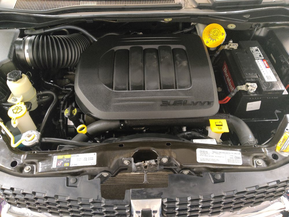 Used 2019 Dodge Grand Caravan SE FWD image 30