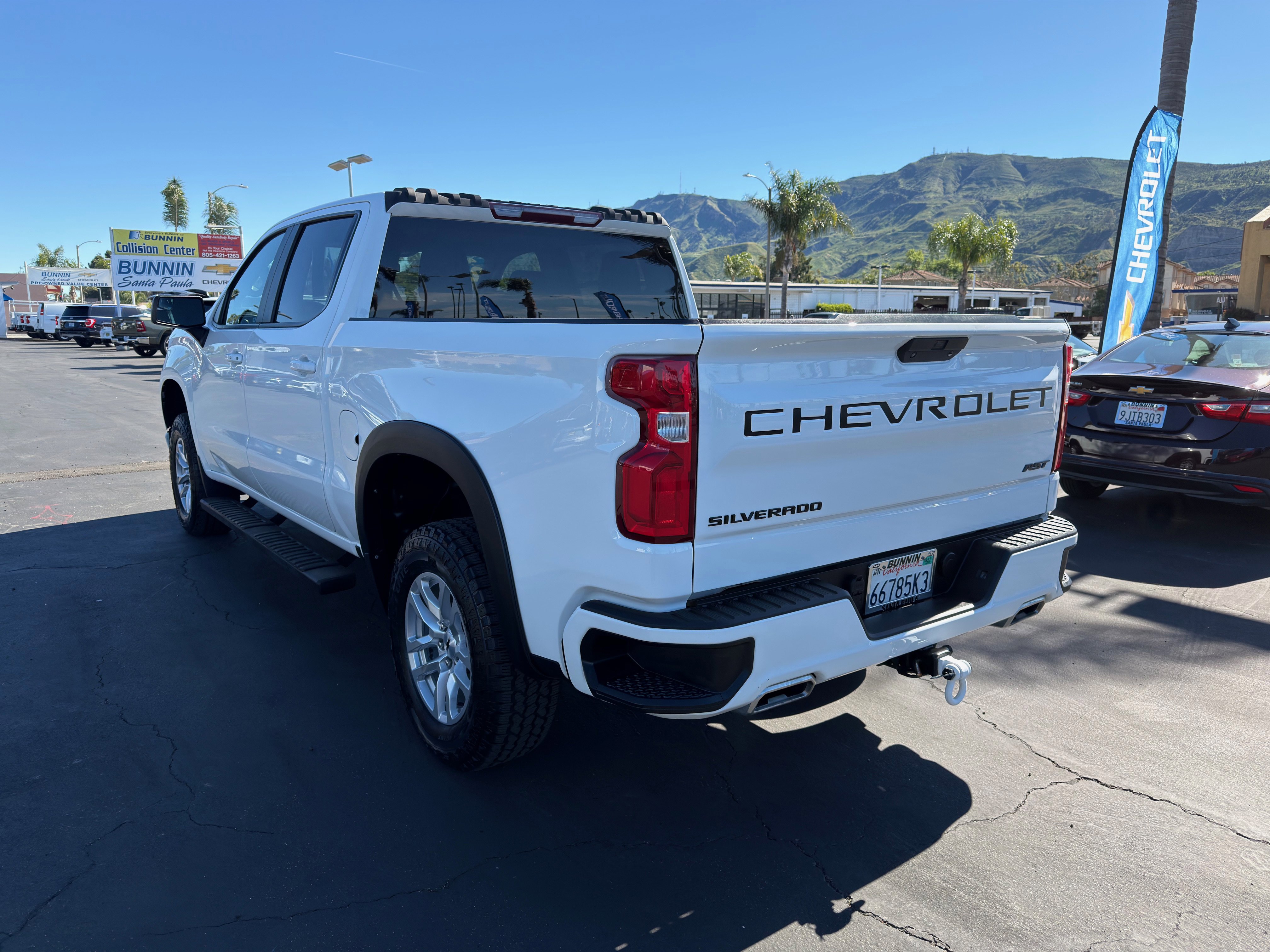 Used 2021 Chevrolet Silverado 1500 RST w/ Z71 Off-Road Package image 6