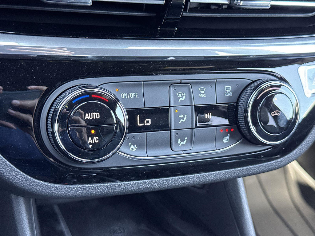 New 2026 Buick Envista Sport Touring w/ Convenience I Package FWD image 20