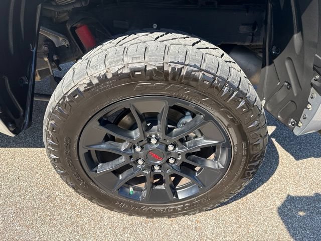 Used 2024 Toyota Tundra SR5 w/ SR5 Premium Package AWD/4WD image 11