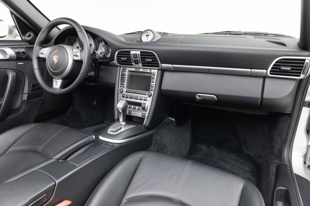 Used 2006 Porsche 911 Carrera S RWD image 2