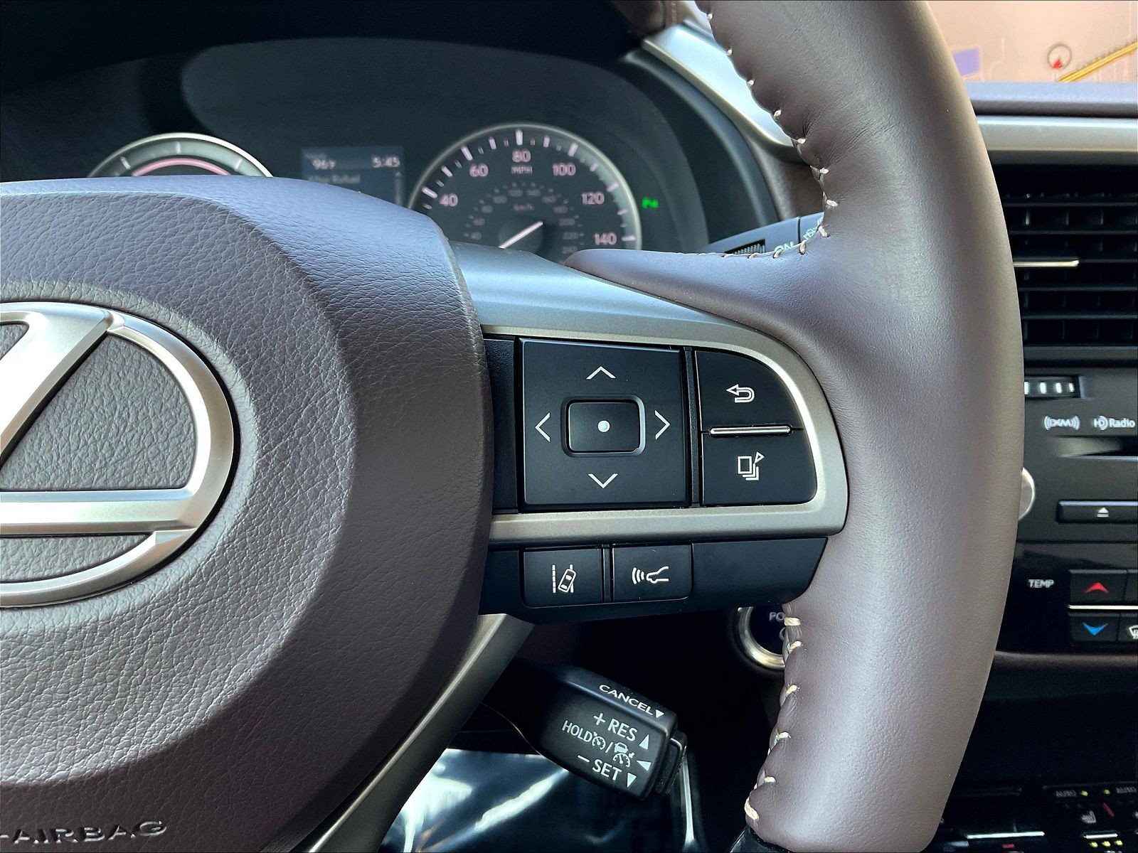Used 2017 Lexus RX 450h AWD w/ Luxury Package image 12