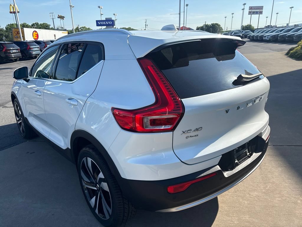 Certified 2024 Volvo XC40 B5 Plus w/ Protection Package Premier AWD/4WD image 8
