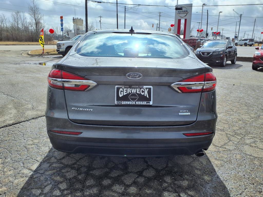 Used 2019 Ford Fusion SEL FWD image 5