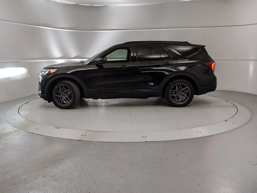 New 2025 Ford Explorer ST w/ Sun And Sound Package image 5