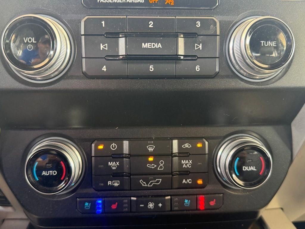 Used 2020 Ford F150 Lariat w/ Equipment Group 502A Luxury image 32