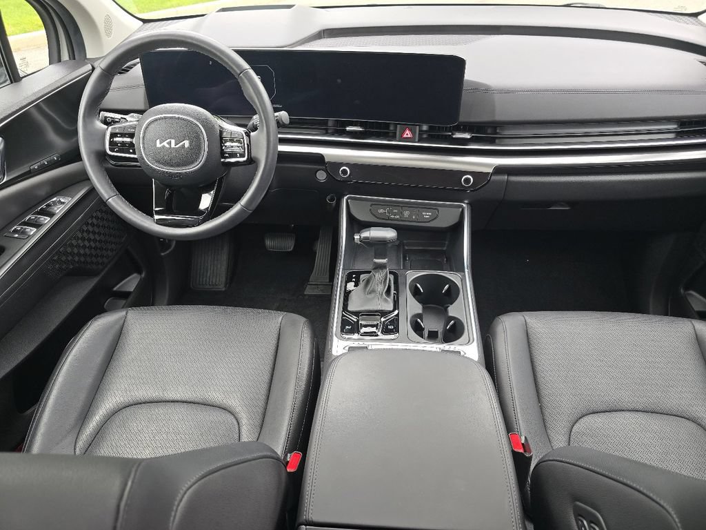 Used 2025 Kia Carnival SX Prestige FWD image 22