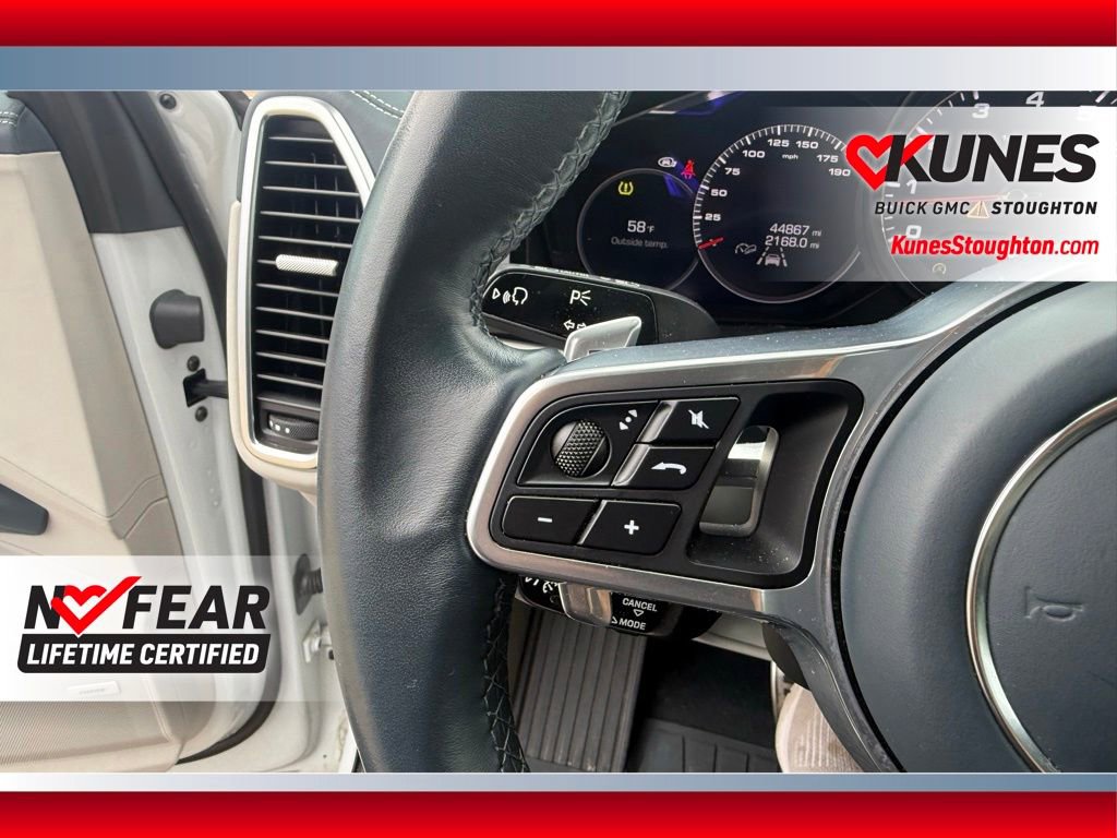 Used 2021 Porsche Cayenne S AWD/4WD image 30