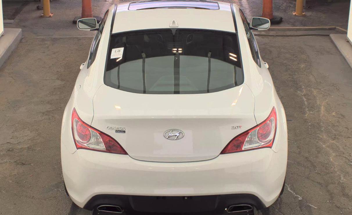 Used 2012 Hyundai Genesis 2.0T RWD image 5