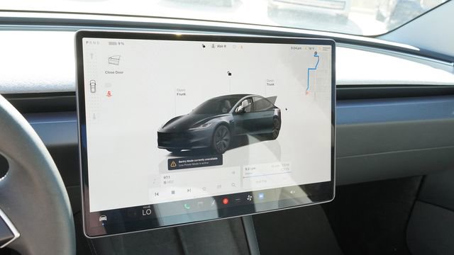 Used 2025 Tesla Model 3 Long Range image 22